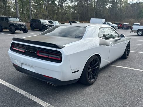 Used 2018 Dodge Challenger T/A image 5