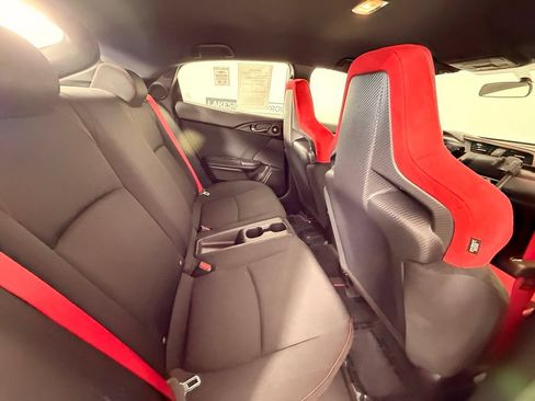 Used 2018 Honda Civic Type R image 19