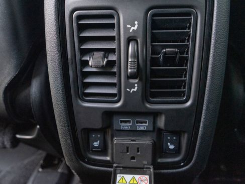 Used 2025 Dodge Durango R/T AWD/4WD image 30