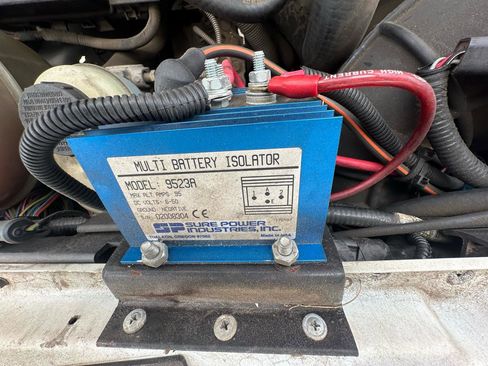 Used 2000 Ford E-350 and Econoline 350 Super Duty RWD image 32