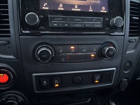 Used 2021 Nissan Titan S w/ S Utility Package image 18