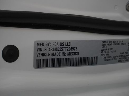 New 2026 Jeep Cherokee Laredo AWD/4WD image 39