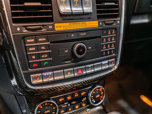 Used 2018 Mercedes-Benz G 550 Squared image 17