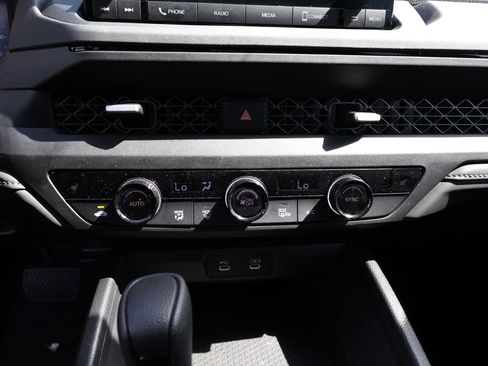 Used 2025 Honda Accord SE image 25