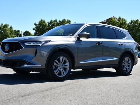 Used 2024 Acura MDX SH-AWD image 3