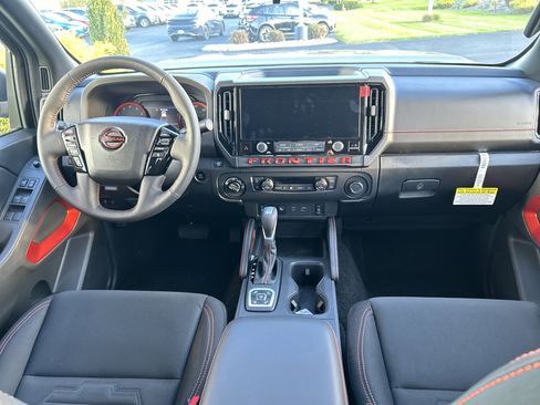 New 2026 Nissan Frontier PRO-4X w/ Pro-4x Convenience Package image 15