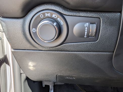 Used 2025 Dodge Durango GT AWD/4WD image 29