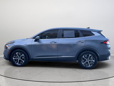 Used 2023 Kia Sportage EX FWD image 10
