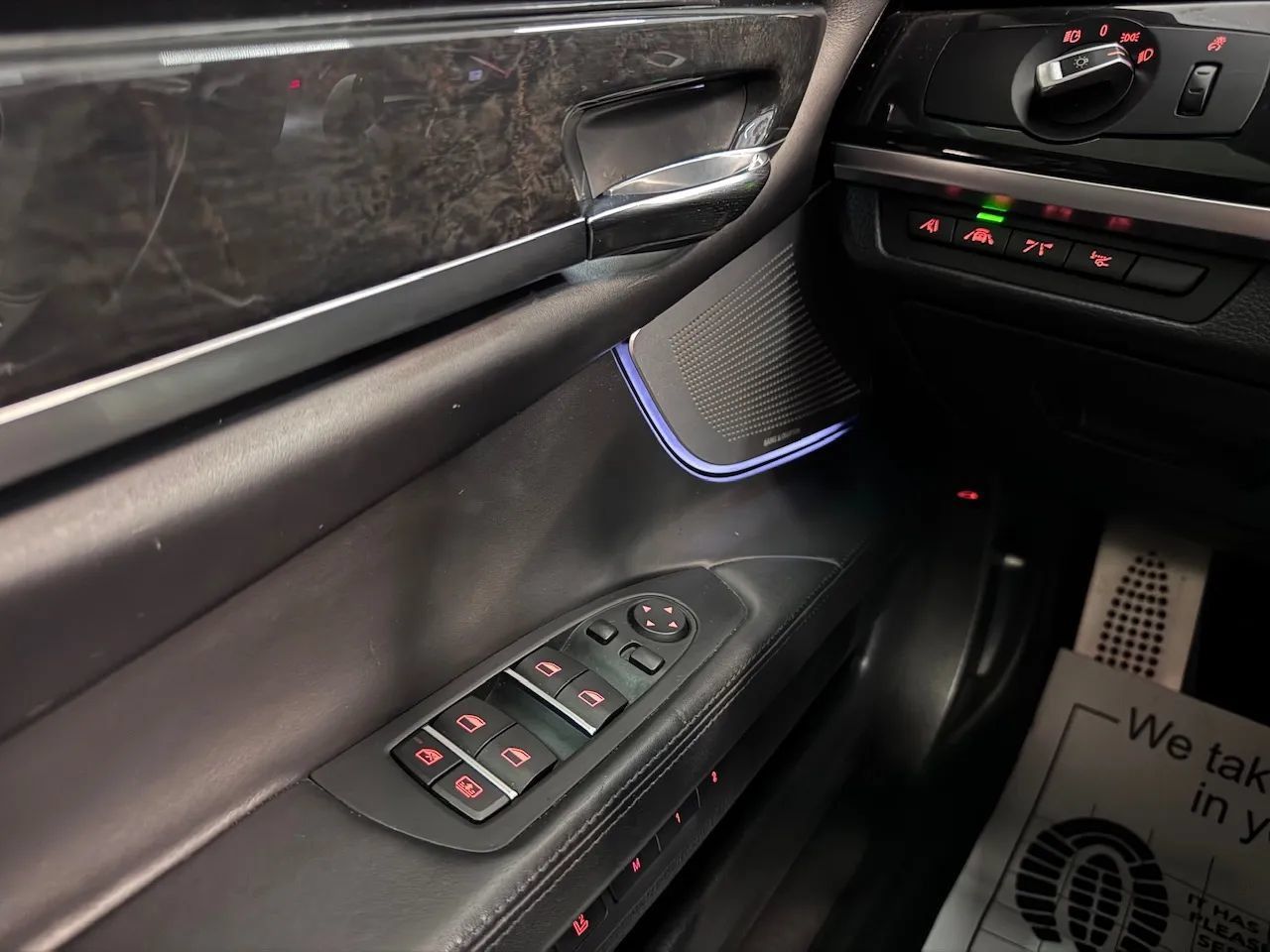 Used 2014 BMW 750Li RWD image 21