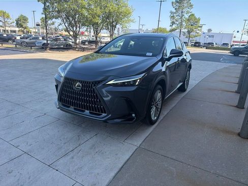 Used 2025 Lexus NX 350 AWD w/ Premium Package image 1