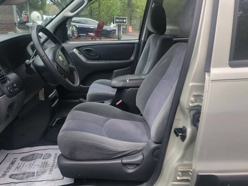 Used 2003 MAZDA Tribute LX image 10