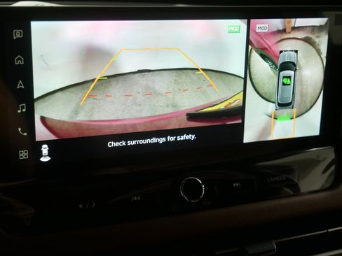 New 2025 Mitsubishi Outlander SEL image 9