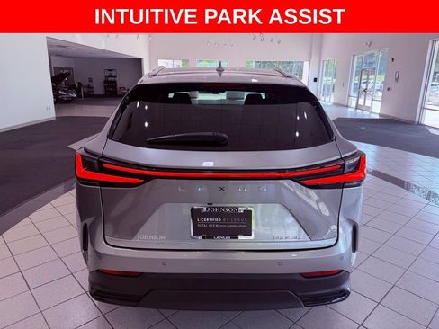 Certified 2025 Lexus NX 250 FWD w/ Towing Package (2000 Lbs) image 6
