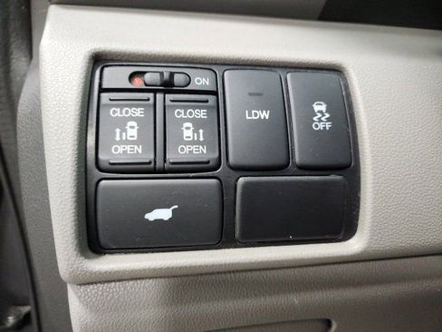 Used 2015 Honda Odyssey EX-L image 36