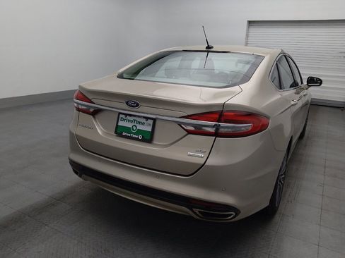 Used 2018 Ford Fusion SE w/ Fusion SE Technology Package FWD image 7