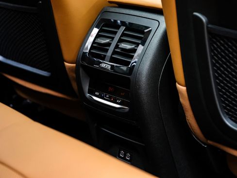 Used 2025 BMW X4 xDrive30i image 41