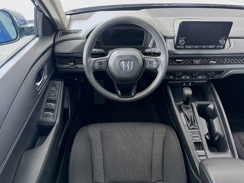 Certified 2023 Honda Accord EX image 4