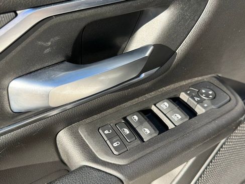 Used 2025 RAM 1500 Big Horn image 14