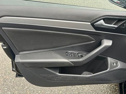 Used 2020 Volkswagen Jetta R-Line image 16