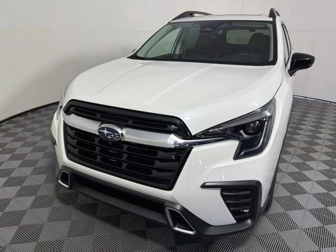 Used 2026 Subaru Ascent Touring w/ Popular Package #1 AWD/4WD image 2