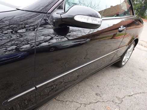 Used 2007 Mercedes-Benz CLK 550 2dr Cabriolet 5.5L image 9