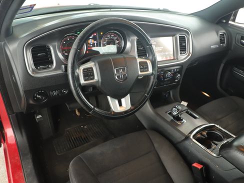 Used 2012 Dodge Charger SXT image 6