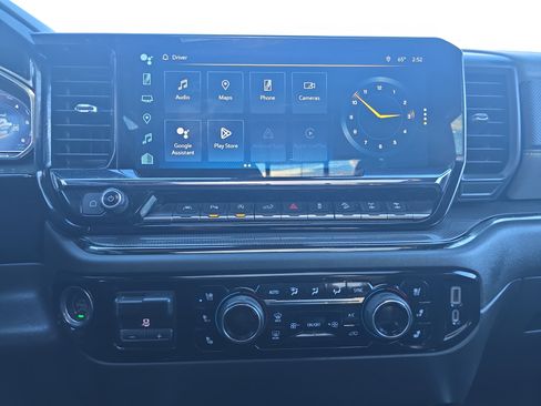 Used 2023 Chevrolet Silverado 1500 ZR2 w/ Technology Package image 29