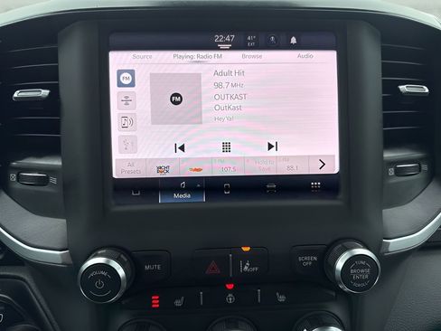 Used 2023 RAM 1500 Big Horn image 16