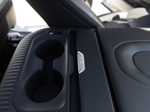 Used 2025 Ford Expedition Platinum w/ Driver's Package image 33