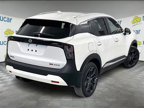 Used 2025 Nissan Kicks SR w/ SR Premium Package image 6