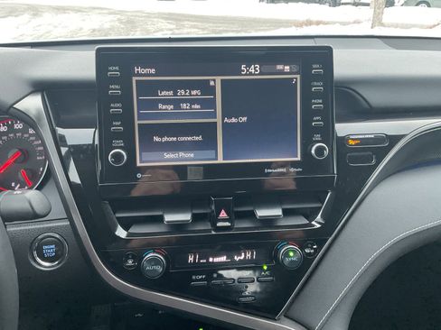 Used 2024 Toyota Camry XSE image 15