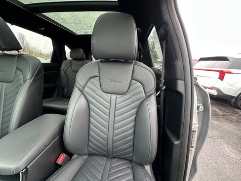 Used 2025 Kia Sorento SX Prestige AWD/4WD image 43