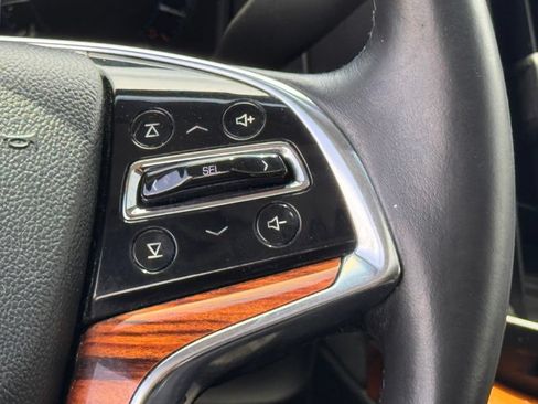 Used 2015 Cadillac Escalade Premium AWD/4WD image 24