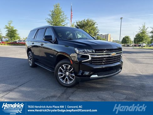 Used 2022 Chevrolet Tahoe LT w/ Luxury Package AWD/4WD image 1