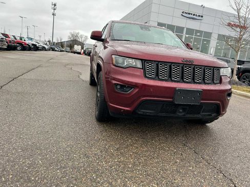 Certified 2021 Jeep Grand Cherokee Laredo X image 8
