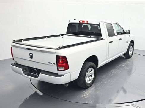 Used 2019 RAM 1500 Express AWD/4WD image 32