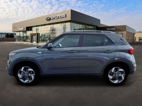 New 2026 Hyundai Venue SEL image 3