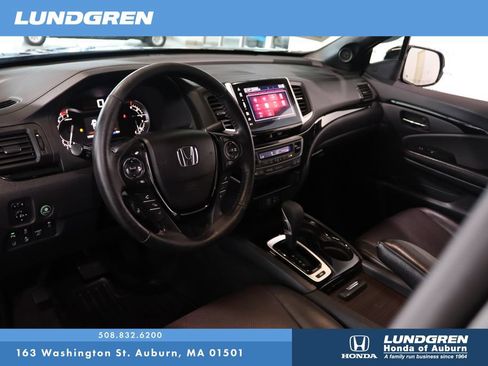 Used 2017 Honda Ridgeline Black Edition image 8