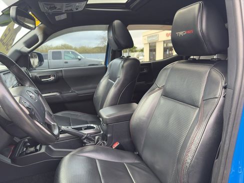 Used 2019 Toyota Tacoma TRD Pro image 11