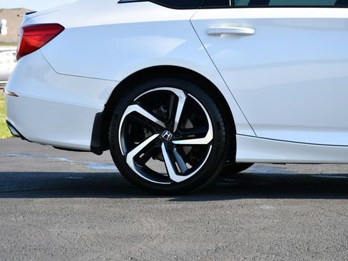 Used 2022 Honda Accord Sport image 10