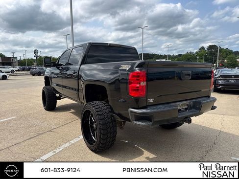 Used 2017 Chevrolet Silverado 1500 LT w/ All Star Edition AWD/4WD image 16