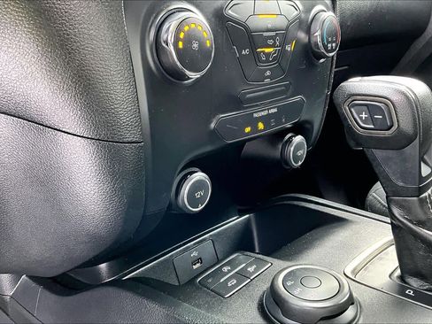 Used 2020 Ford Ranger XL w/ Equipment Group 101A Mid image 35