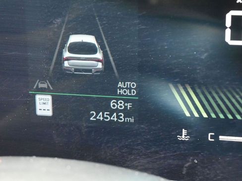 Used 2025 Kia K5 GT-Line w/ GT-Line Premium Package image 36