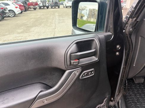 Used 2017 Jeep Wrangler Unlimited Sport w/ Quick Order Package 24S image 10