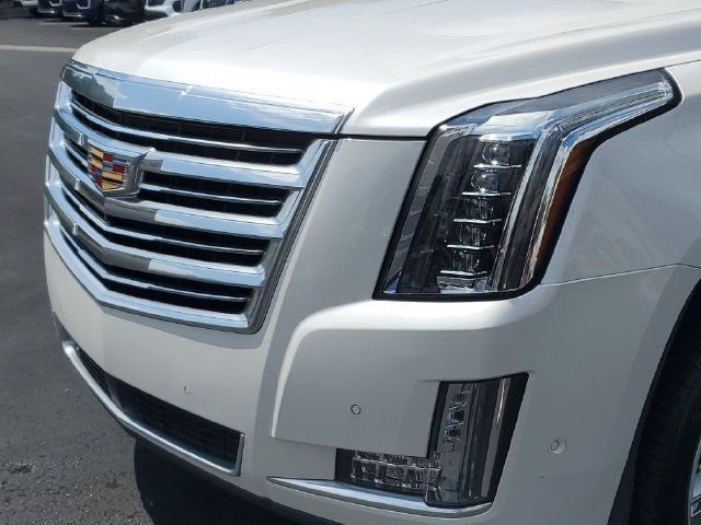 Used 2020 Cadillac Escalade Platinum AWD/4WD image 10