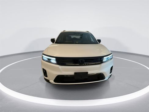 Used 2025 Honda Prologue Touring image 1