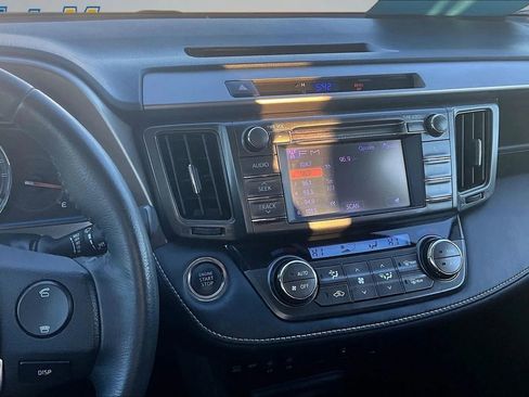 Used 2013 Toyota RAV4 Limited FWD image 9