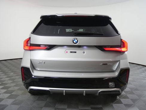 Used 2026 BMW X1 xDrive28i w/ Technology Package AWD/4WD image 4