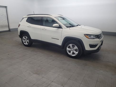 Used 2020 Jeep Compass Latitude AWD/4WD image 11