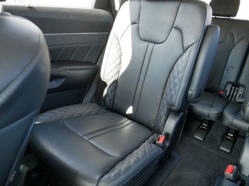 Certified 2023 Kia Sorento SX Prestige image 12